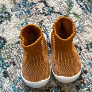 Engtoy Slip on Shoes 4.5